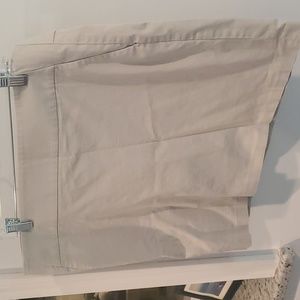 Ann Taylor khaki skirt 18.5 waist length 18.5